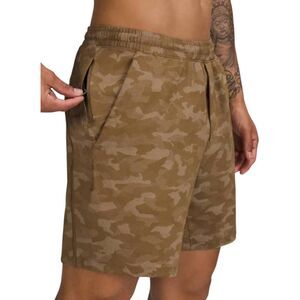 NWOT LULULEMON ATHLETICA Pace Breaker Classic Linerless Short 7' Size Small